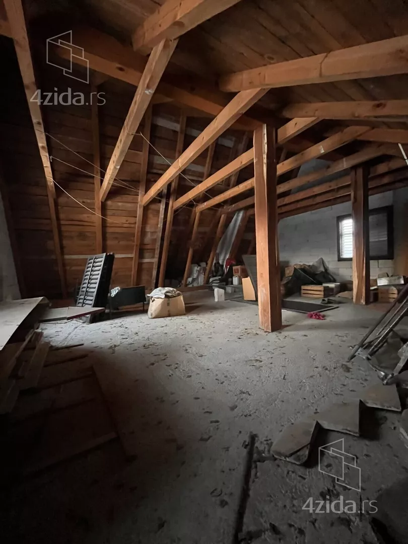 3-etažna kuća | 4zida