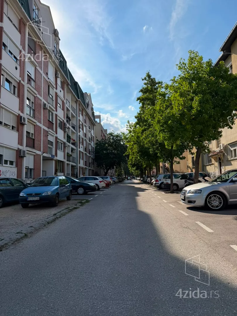Garsonjera | 4zida