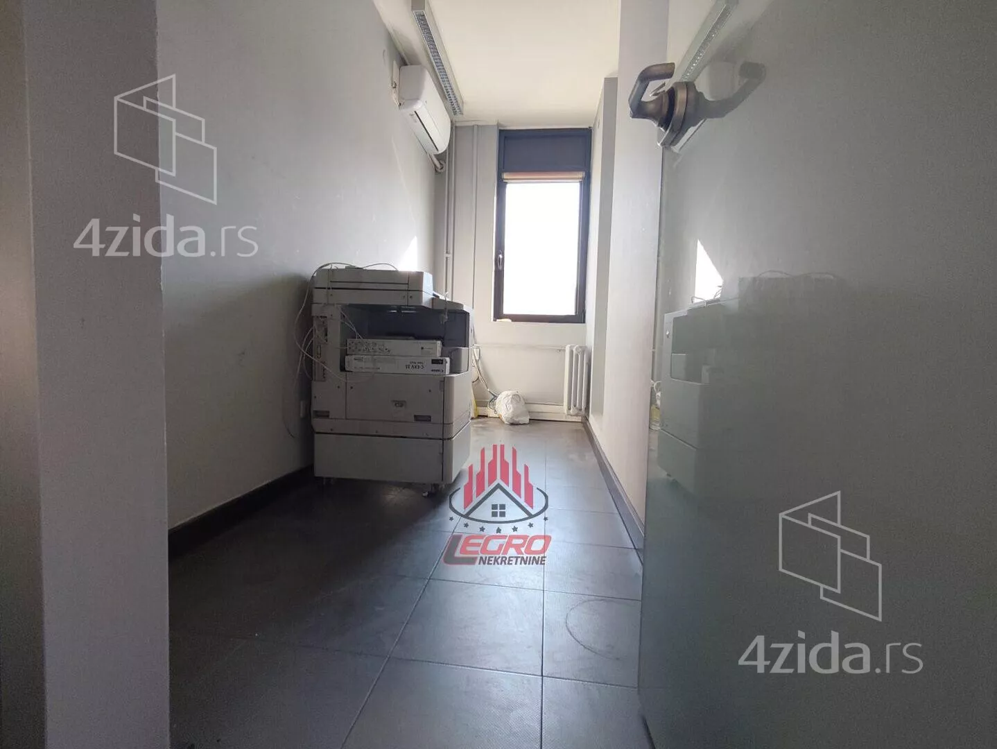 Četvoroiposoban stan | 4zida