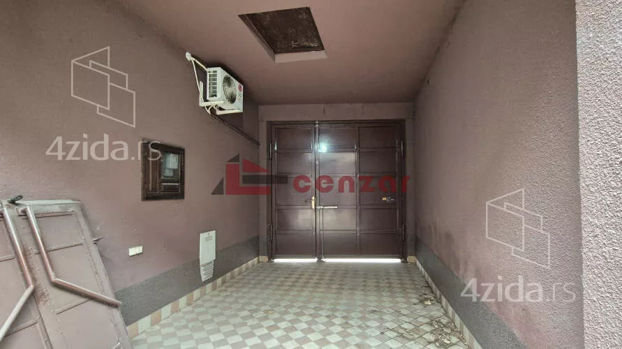 Poslovni prostor | 4zida