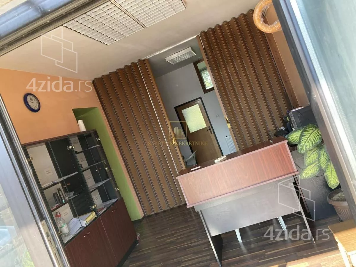 Poslovni prostor | 4zida