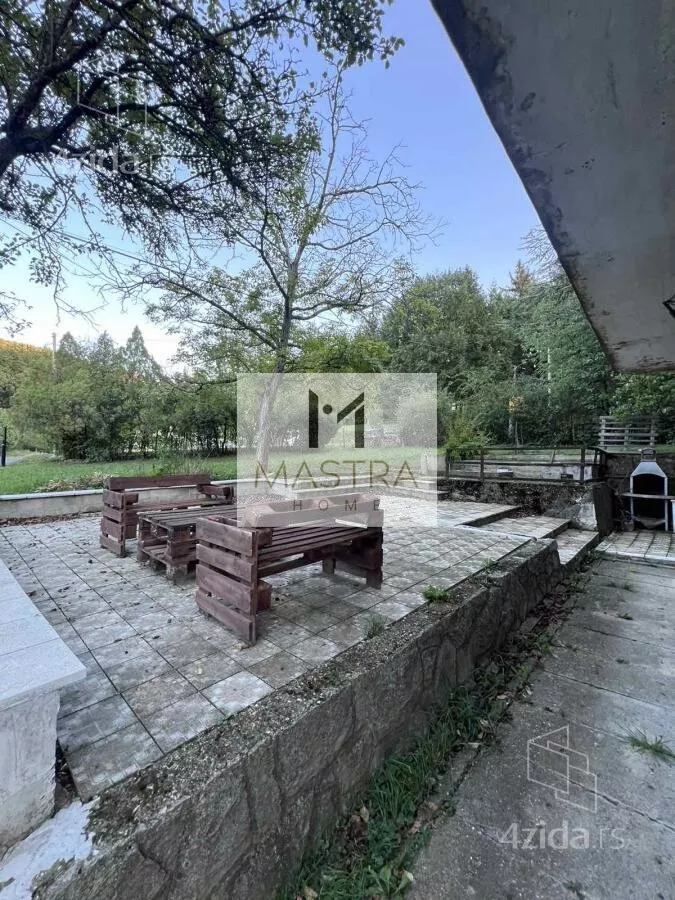 Kuća | 4zida