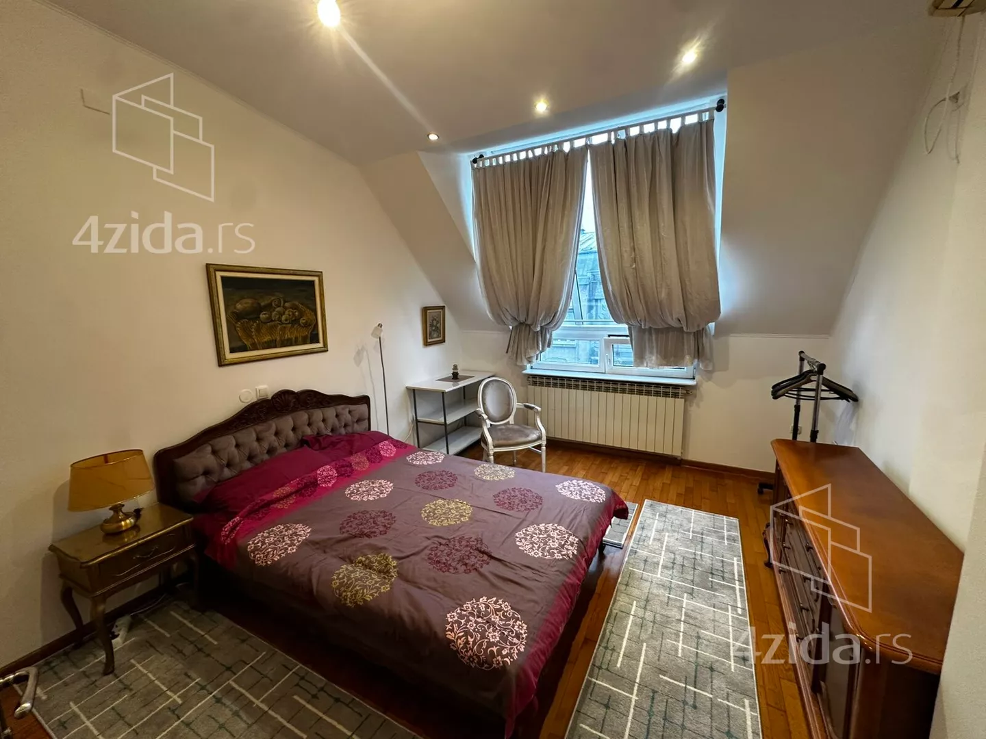 Petosoban stan | 4zida