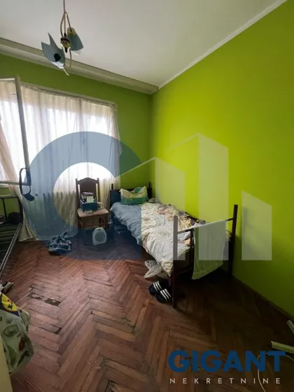 Radnička-Surčin | 4zida.rs