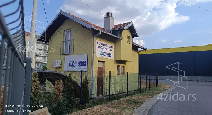 Poslovni prostor | 4zida