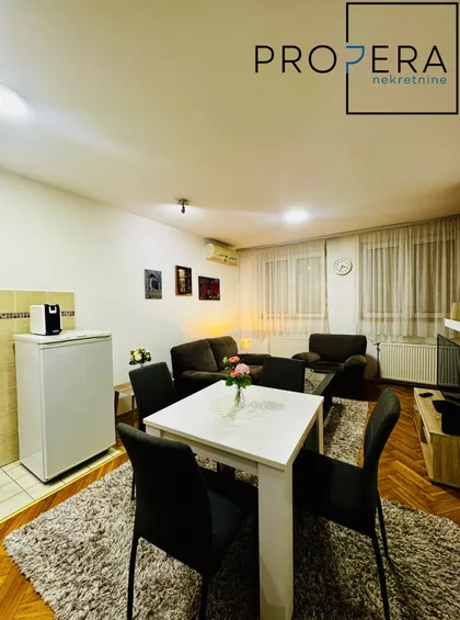 Jovana Ristića | 4zida.rs