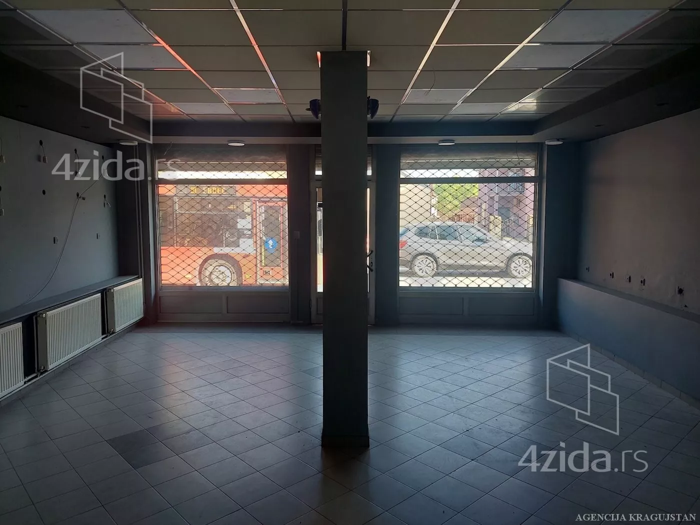 Poslovni prostor | 4zida