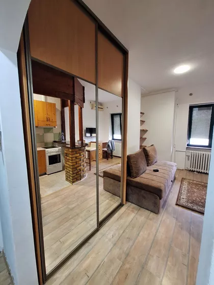 Petra Drapšina | 4zida.rs