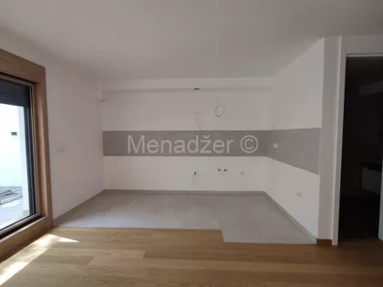 Varovnička | 4zida.rs