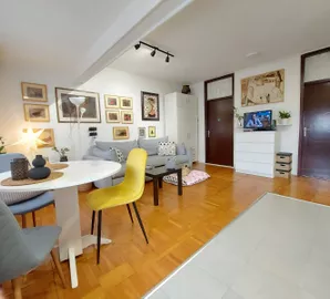 Novi Sad - Centar, Stari Grad, Gradske lokacije, Novi Sad, 2.5 stan | 4zida.rs