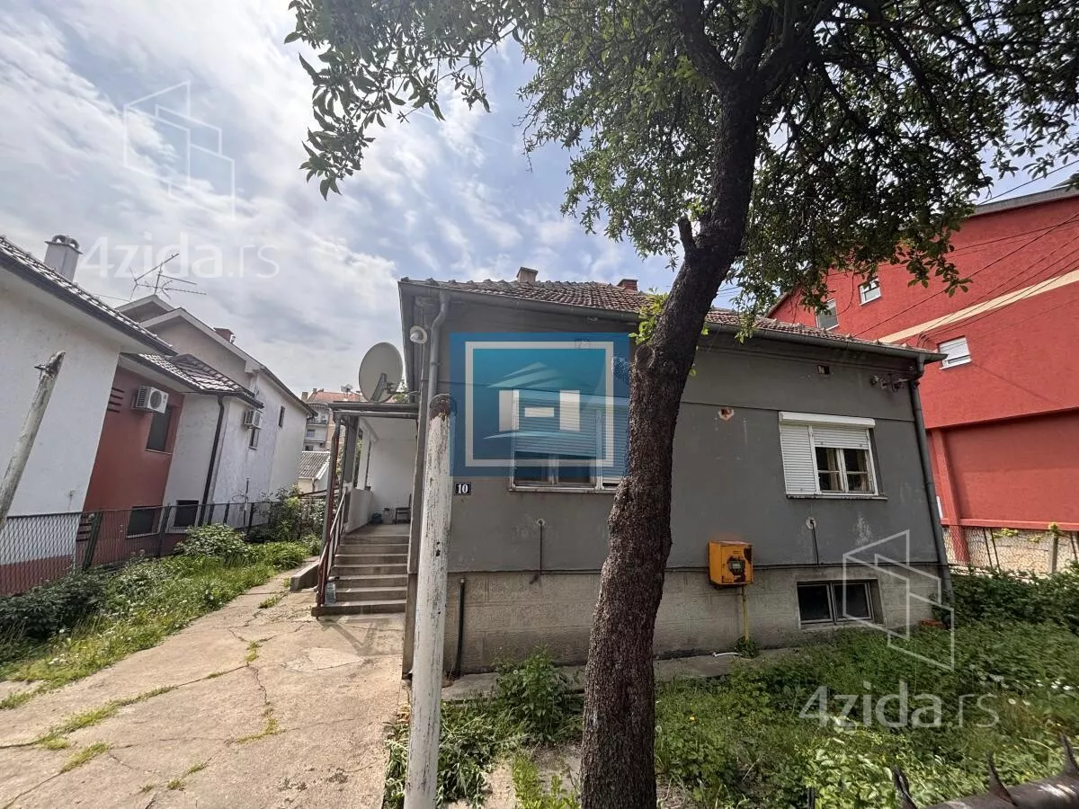 Kuća | 4zida