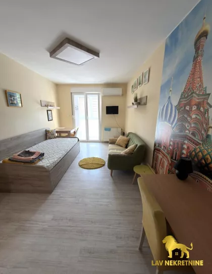 VOJVODE ŠUPLJIKCA | 4zida.rs