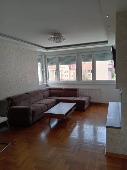 Bulevar Oslobođenja | 4zida.rs