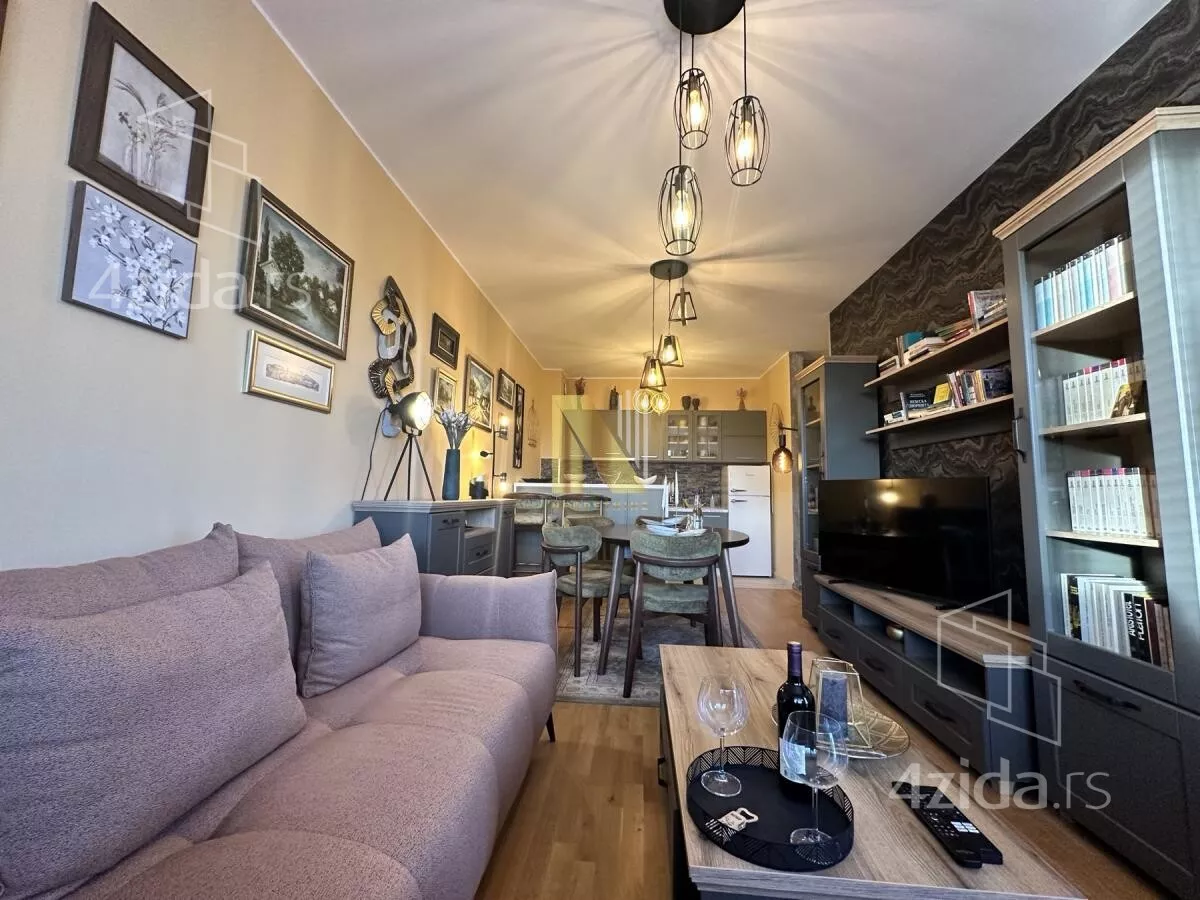 Dvoiposoban stan | 4zida