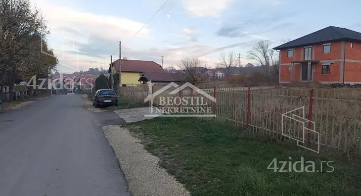 Građevinsko zemljište | 4zida