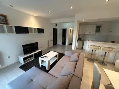 Todora od Stalaća | 4zida.rs