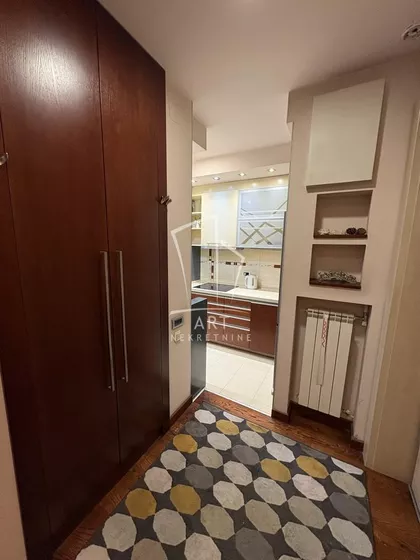 Dečanska | 4zida.rs