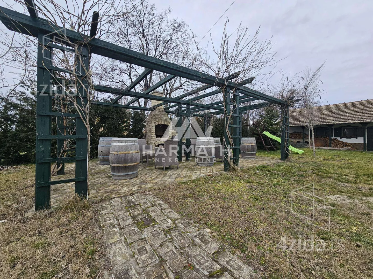 Turistički objekat | 4zida
