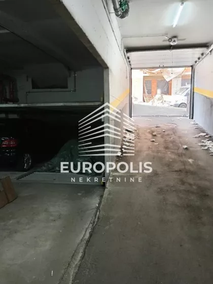 Banovo Brdo | 4zida.rs