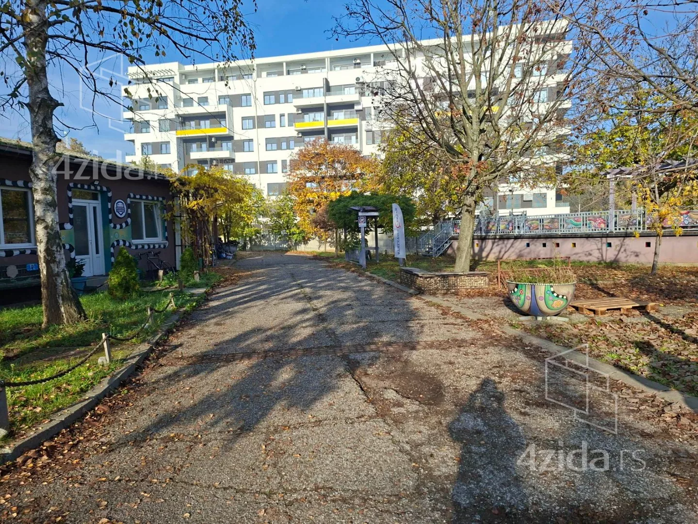 Poslovni prostor | 4zida