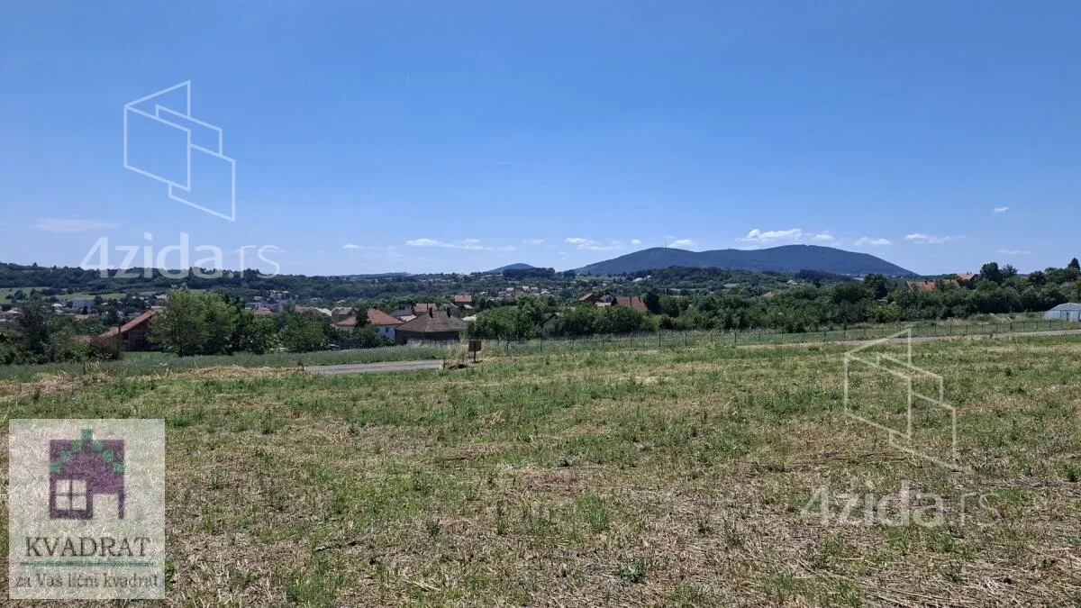 Plac | 4zida