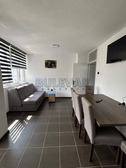 Triglavska | 4zida.rs