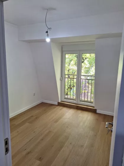 Dinka Zlatarića 19 | 4zida.rs