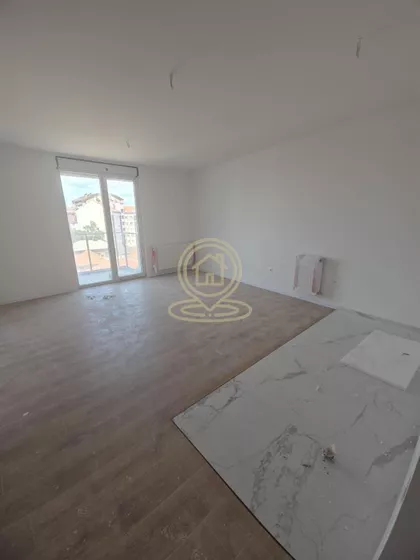 Šojka | 4zida.rs