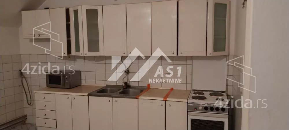4-etažna kuća | 4zida