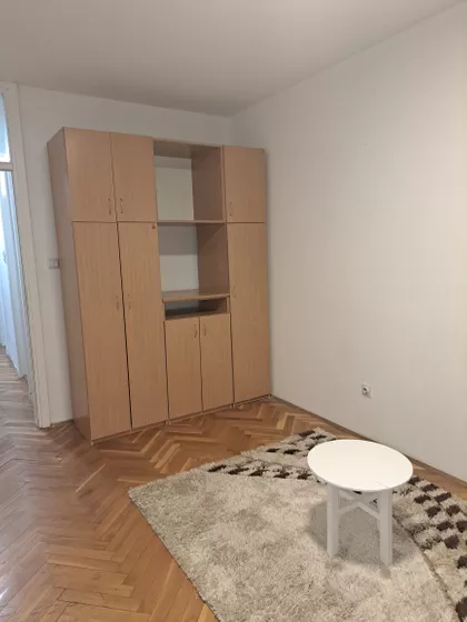 Pavla Papa 35 | 4zida.rs