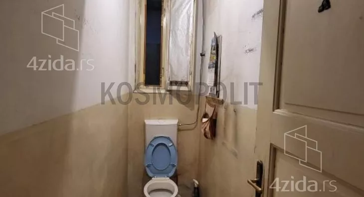 Četvoroiposoban stan | 4zida