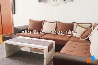 Crveni Krst Vračar | 4zida.rs