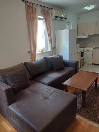Vojvode Vlahovića Voždovac | 4zida.rs
