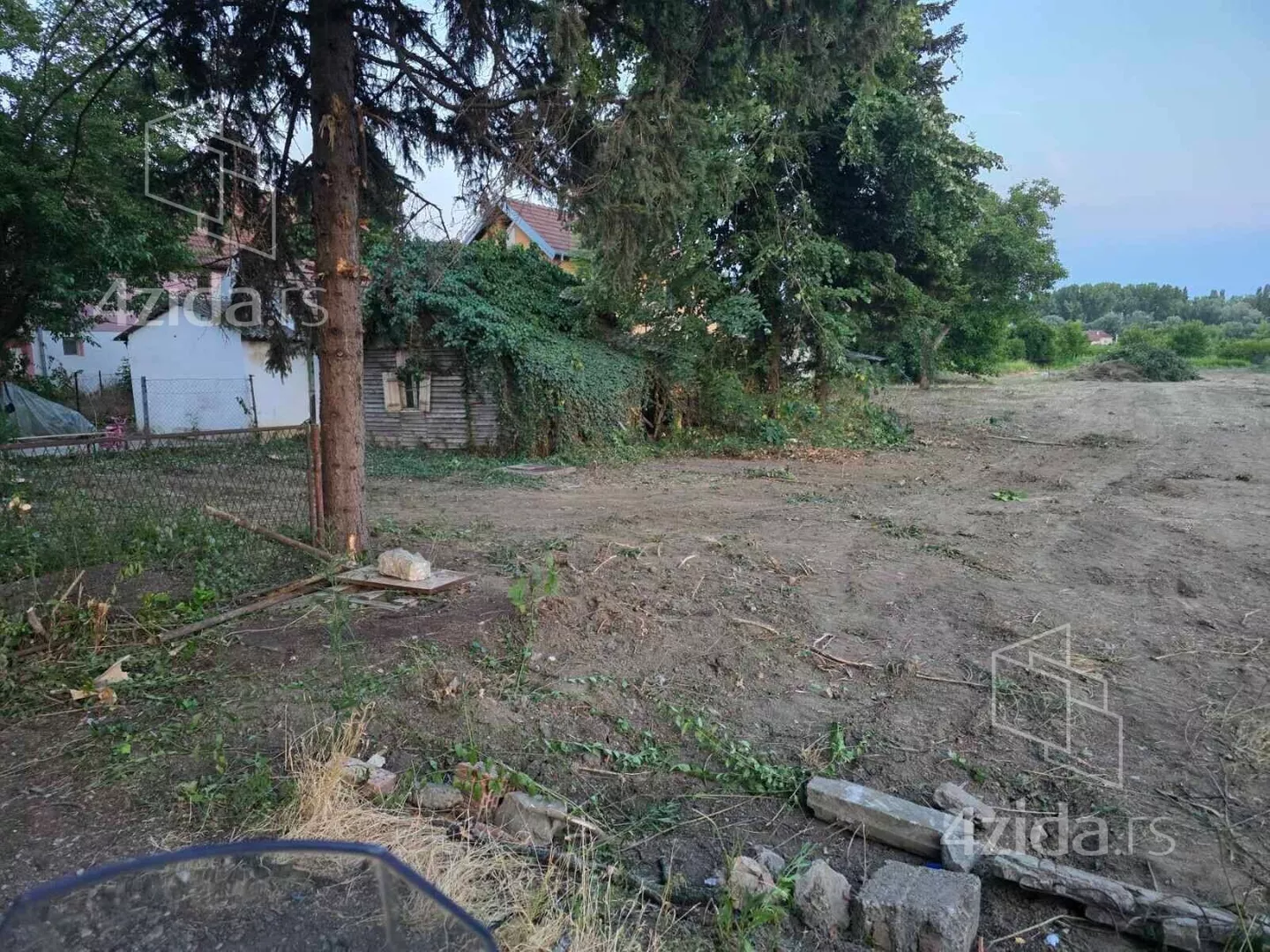 Građevinsko zemljište | 4zida
