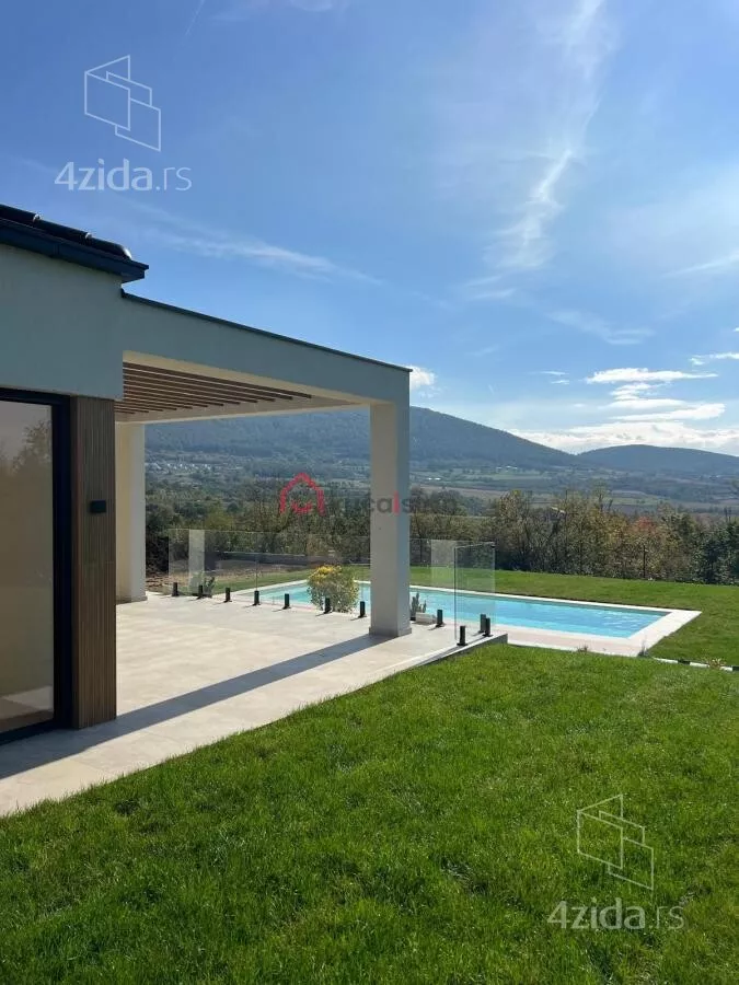 Kuća | 4zida