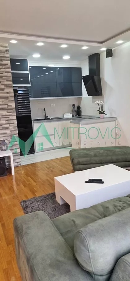 Socijalno | 4zida.rs