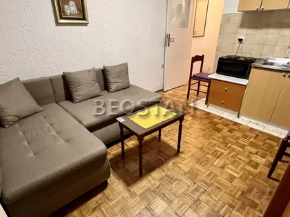 Studentska | 4zida.rs