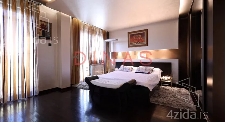 Šestosoban stan | 4zida