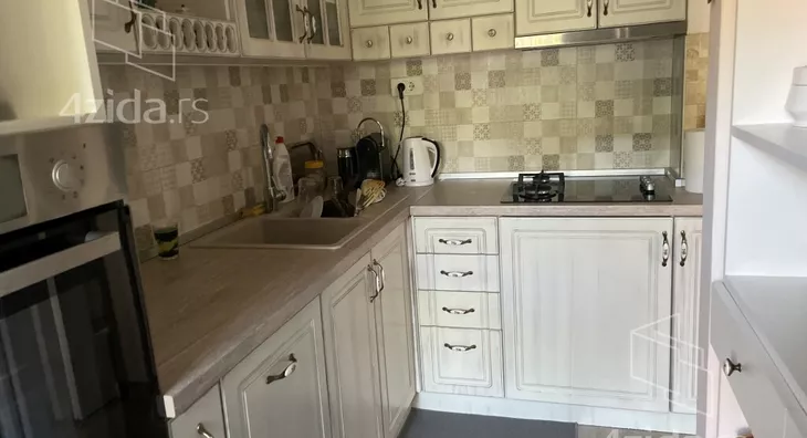 6-etažna kuća | 4zida