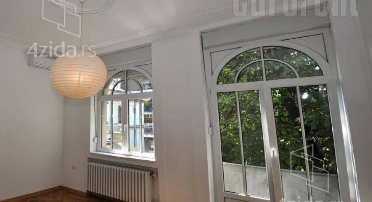 Šestosoban stan | 4zida