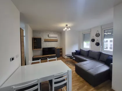 Luke Sučića 2 | 4zida.rs