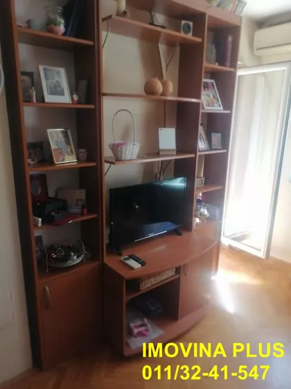 Bata Lakina | 4zida.rs