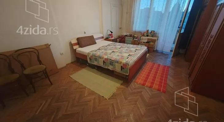 Četvoroiposoban stan | 4zida