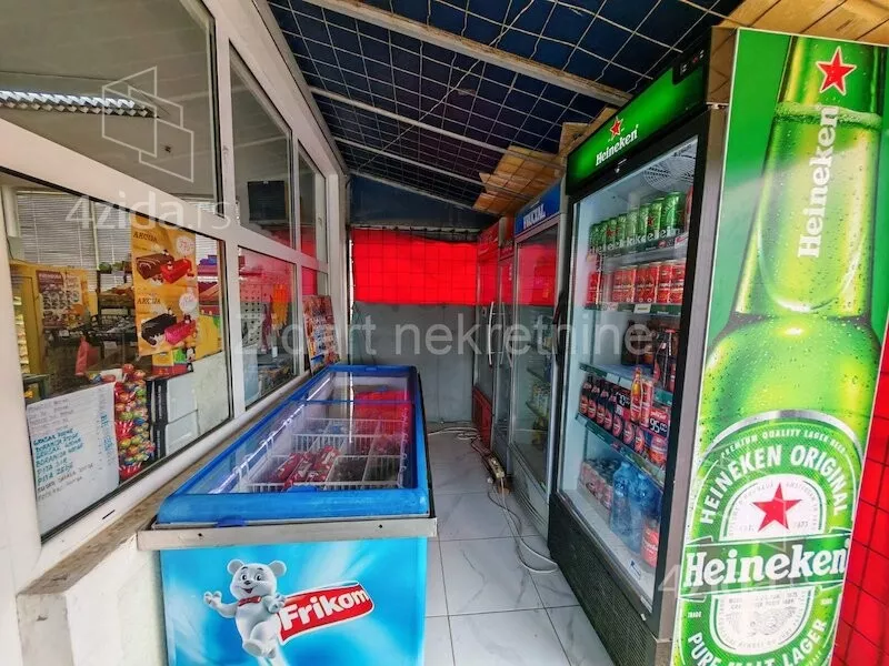 Lokal | 4zida