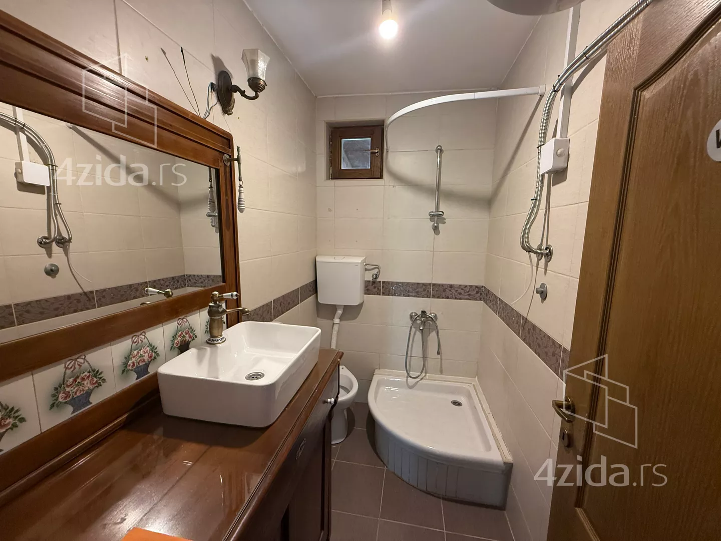 4-etažna kuća | 4zida