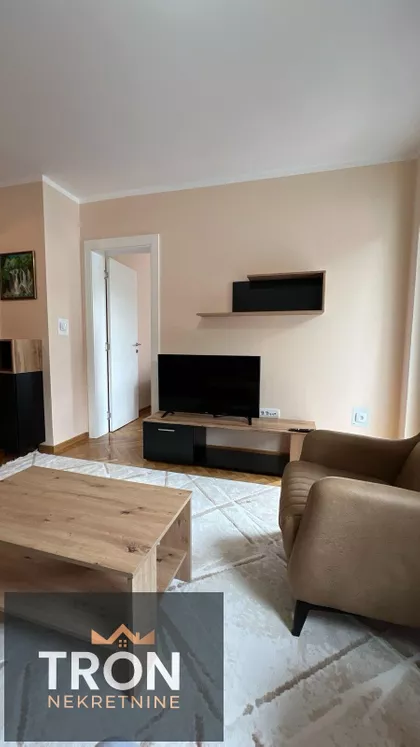 Gradske lokacije | 4zida.rs