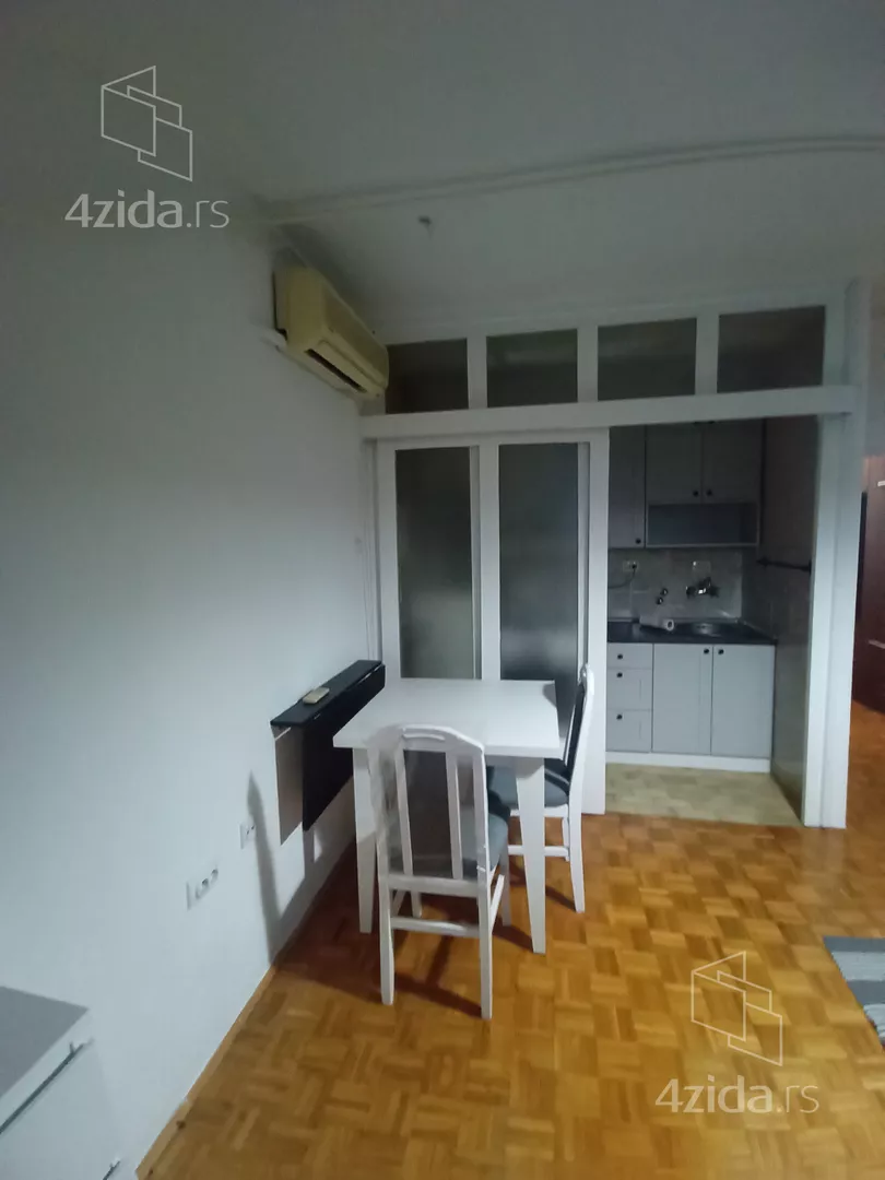 Garsonjera | 4zida