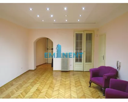 Trg Nikole Pašića | 4zida.rs