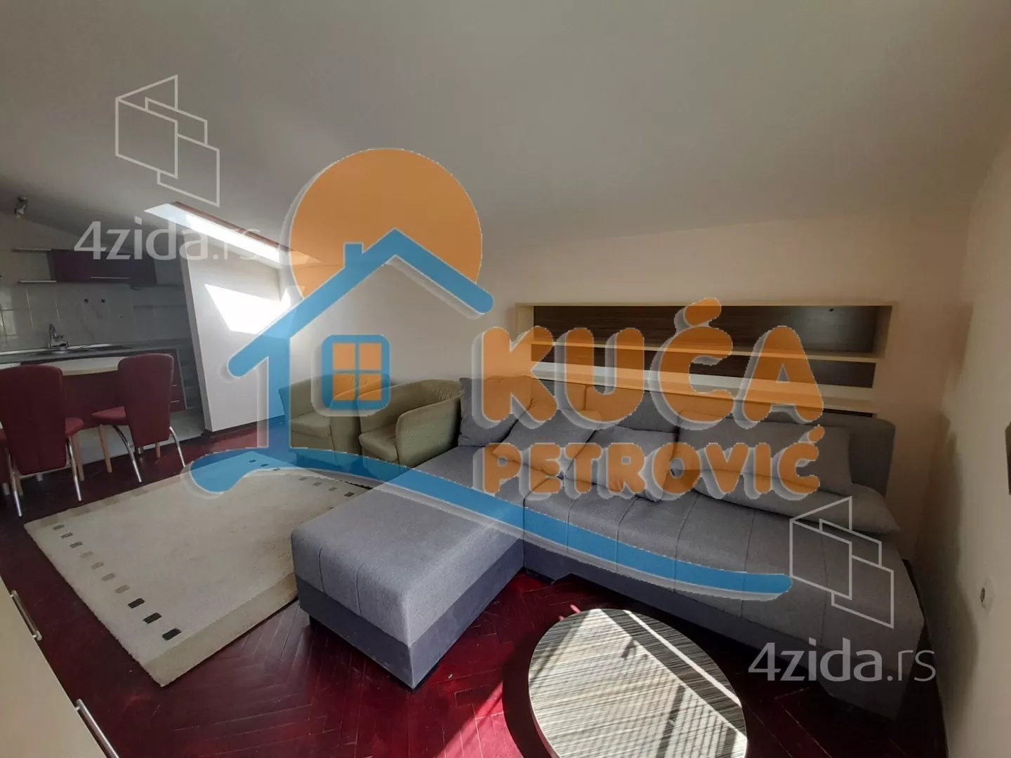 Jednoiposoban stan | 4zida