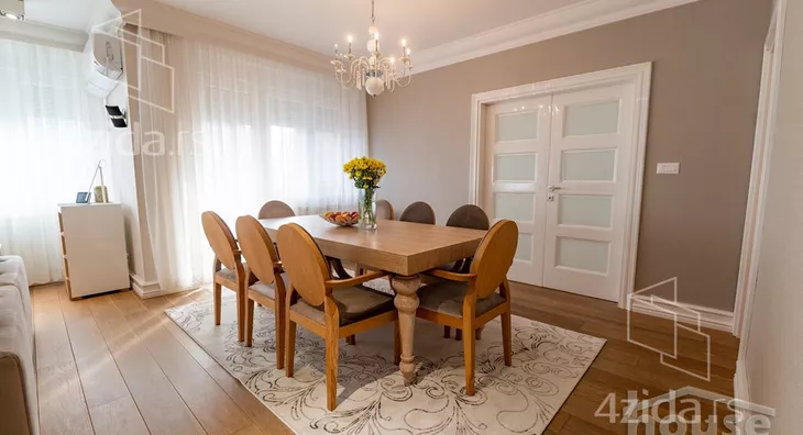 Šestosoban stan | 4zida